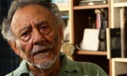 الموت يغيب الكاتب المصري رؤوف مسعد